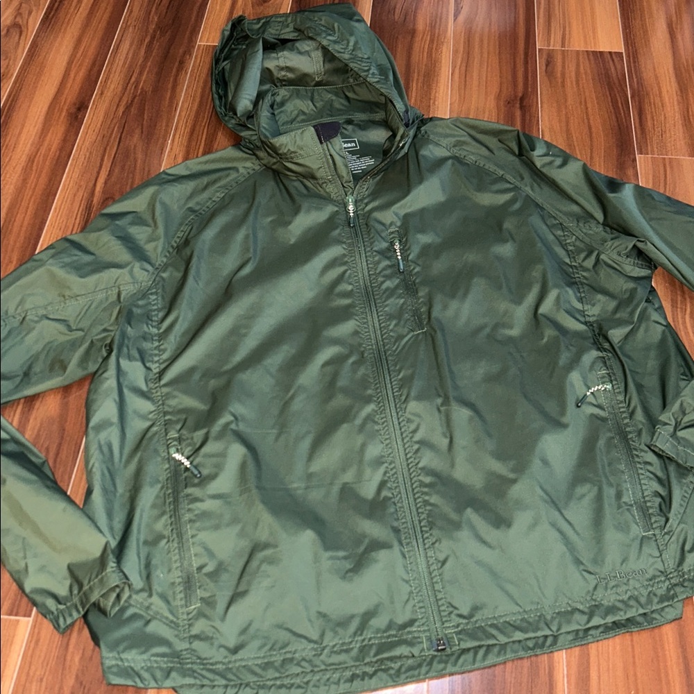 XXL LL Bean green lightweight raincoat jacket